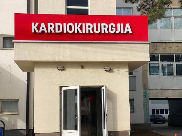A është Kardiokirurgjia një varr i hapur?