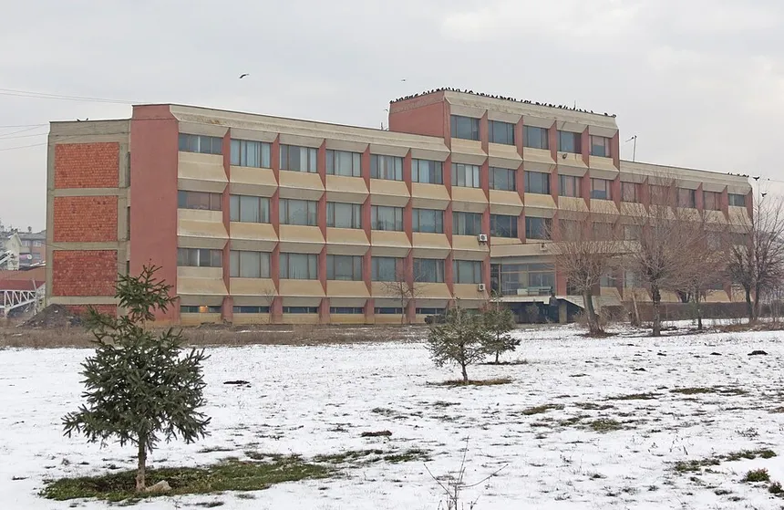 Fakulteti i Mjekësisë në Prishtinë  fole e nepotizmit