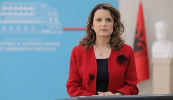 Zv.ministrja e Shëndetësisë dhe Mirëqenies Sociale, Eugena Tomini ka folur për trajtimin hormonal për transgjinorët, një temë që ka nxitur debate