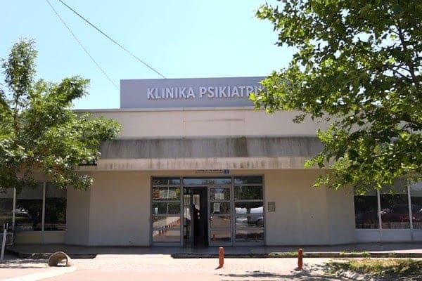 Pse psikiatria ndihmon pak?