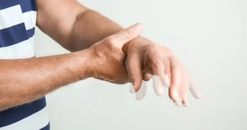 Parkinson pa neurolog — realiteti i pacientëve jashtë Prishtinës