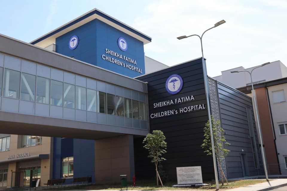 Rënia e natalitetit dhe emigracioni gjunjëzojnë kirurgjinë e fëmijëve